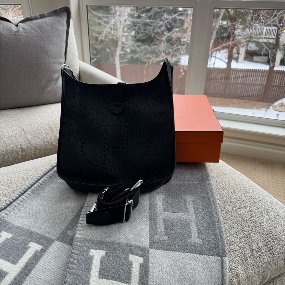 Hermes Evelyne Crossbody Large size Black. Full set. - Picture 4 of 5